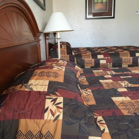 Landmark Motor Inn Glens Falls Exteriér fotografie