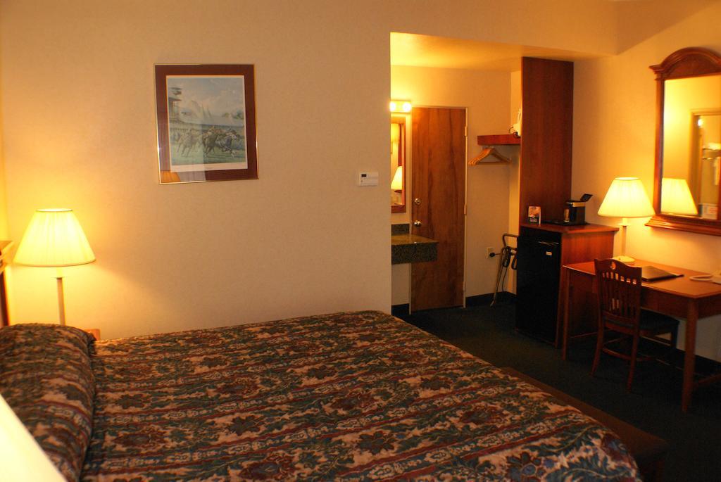 Landmark Motor Inn Glens Falls Pokoj fotografie